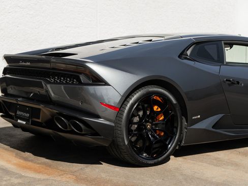 Used 2015 Lamborghini Huracan LP 610-4 image 16
