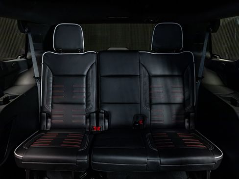 Used 2026 GMC Yukon AT4 Ultimate AWD/4WD image 26