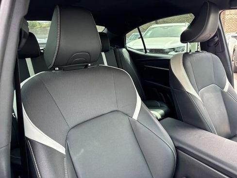Used 2025 Toyota Camry SE FWD image 24