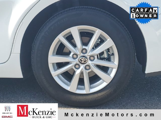 Used 2025 Toyota Camry LE w/ Convenience Package FWD image 30