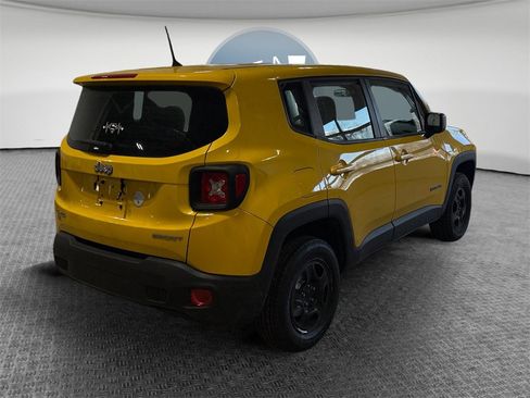 Used 2017 Jeep Renegade Sport w/ Power & Air Group image 3