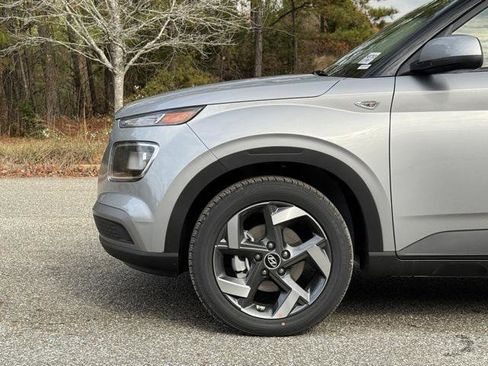 New 2026 Hyundai Venue SEL image 11