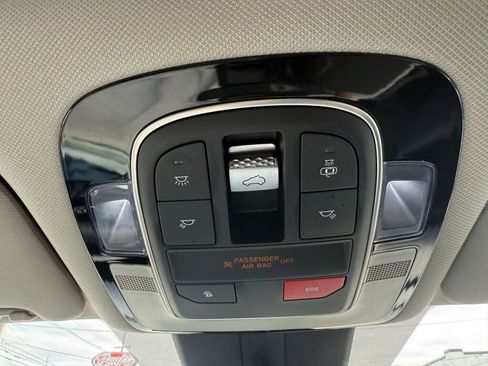 Used 2023 Hyundai Santa Fe SEL Premium image 22