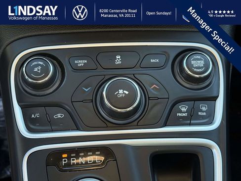 Used 2015 Chrysler 200 Limited image 14