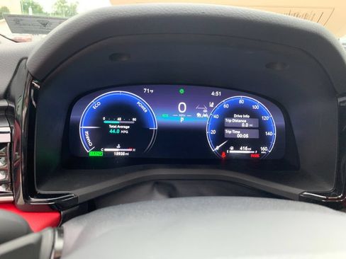 Used 2025 Toyota Camry XSE FWD image 28