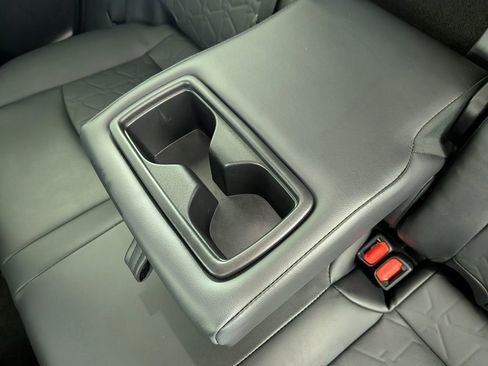 Used 2024 Toyota RAV4 Adventure image 33