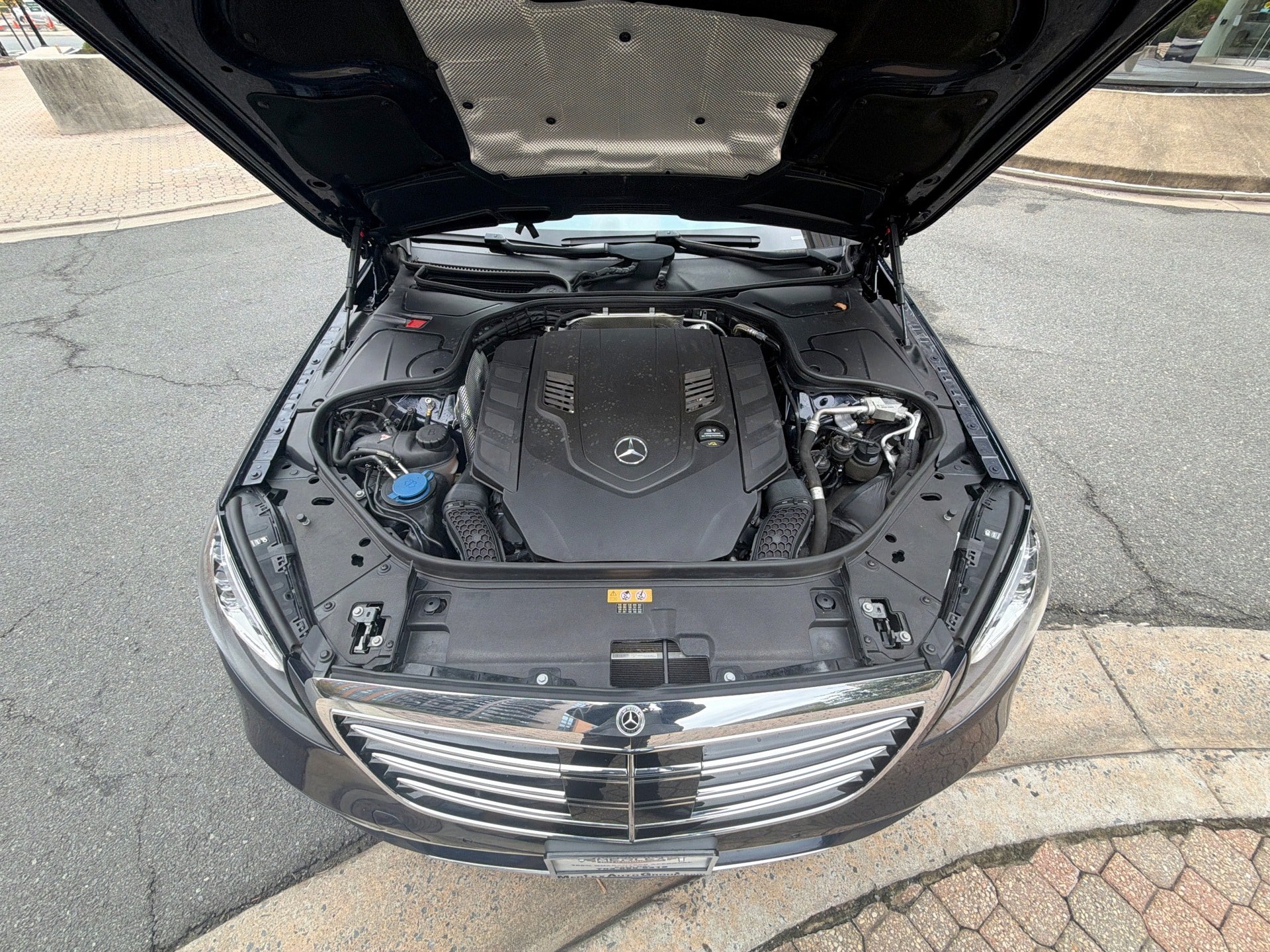 Used 2020 Mercedes-Benz S 560 4MATIC Sedan image 18