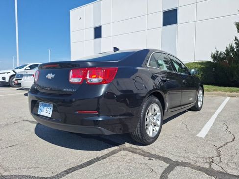 Used 2015 Chevrolet Malibu LT w/ Power Convenience Package image 4