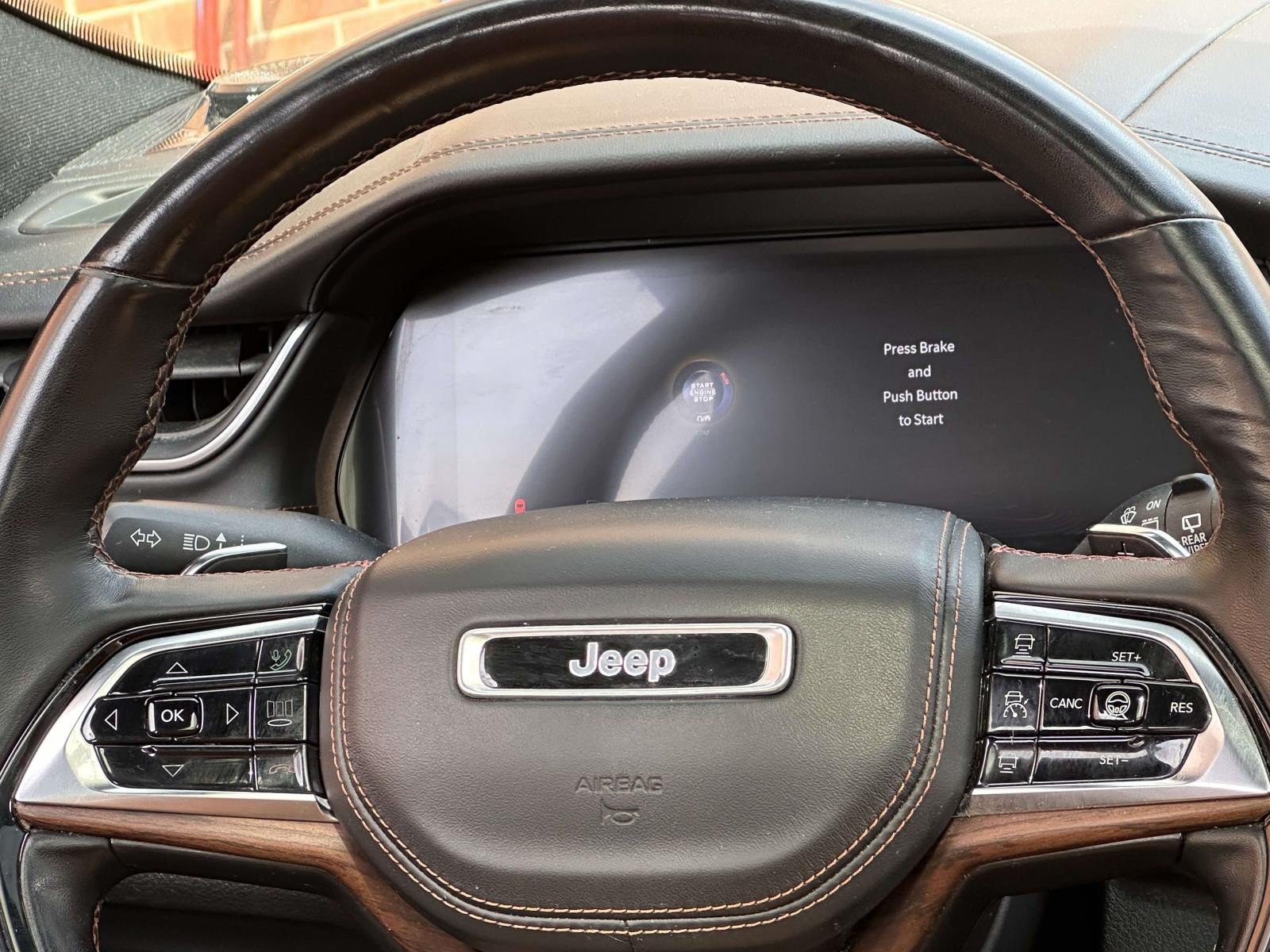 Used 2022 Jeep Grand Cherokee Summit w/ Adv Protech Group IV AWD/4WD image 21