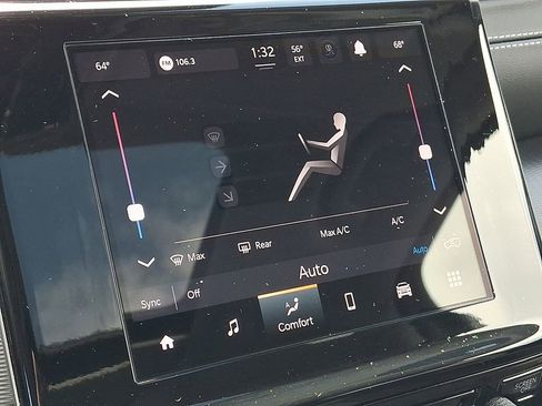 Certified 2023 Jeep Grand Cherokee Laredo X image 19