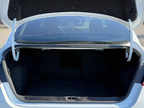 Used 2016 Chrysler 200 Limited w/ Convenience Group FWD image 27