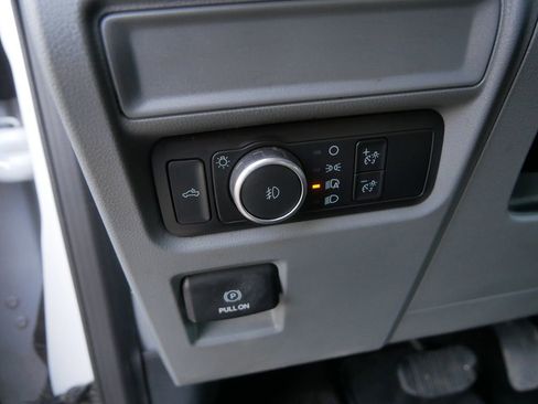 Used 2022 Ford F150 XLT w/ Trailer Tow Package image 12