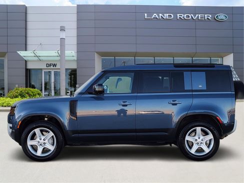 Used 2021 Land Rover Defender 110 SE image 3