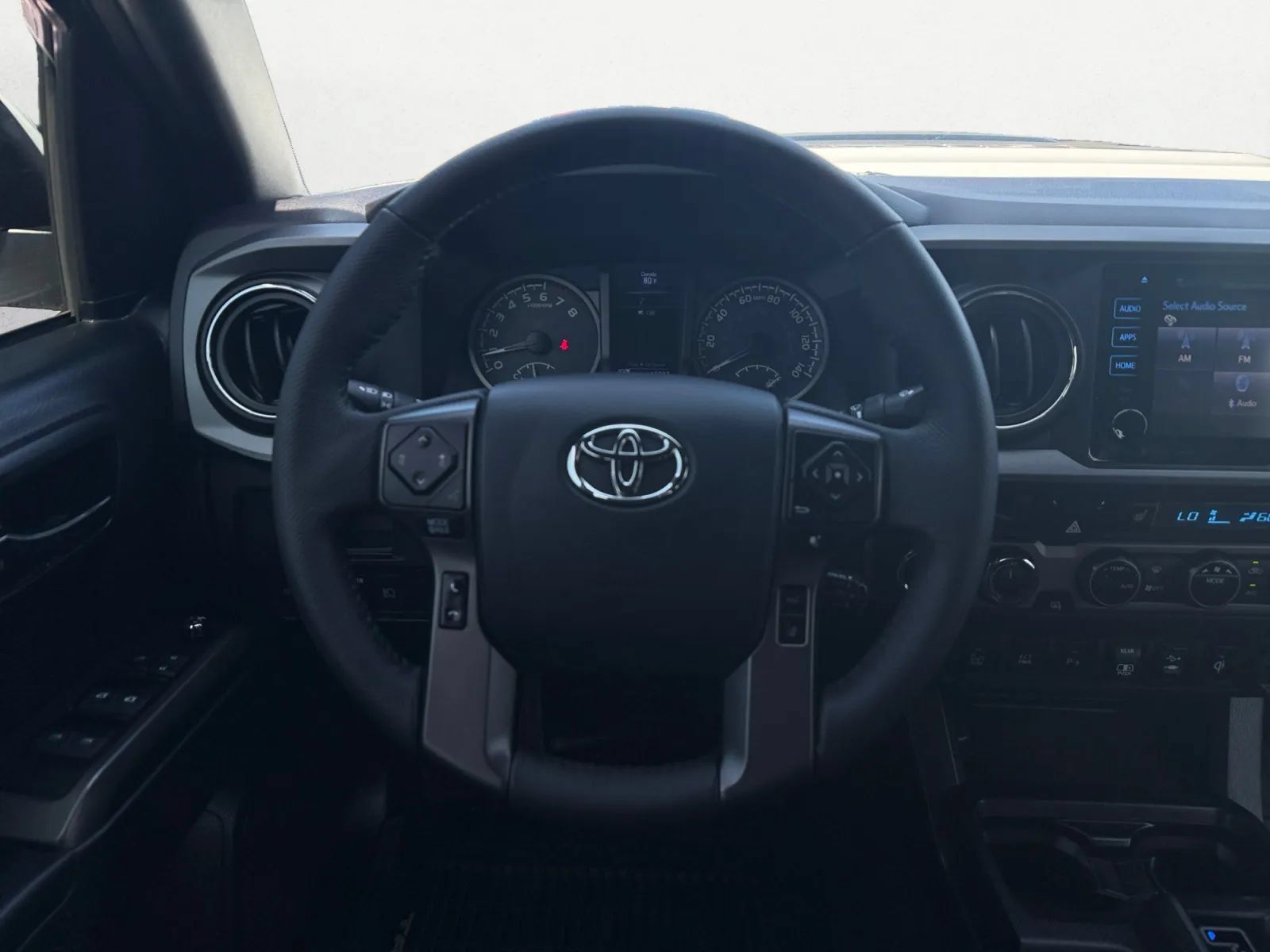 Used 2018 Toyota Tacoma TRD Pro AWD/4WD image 15