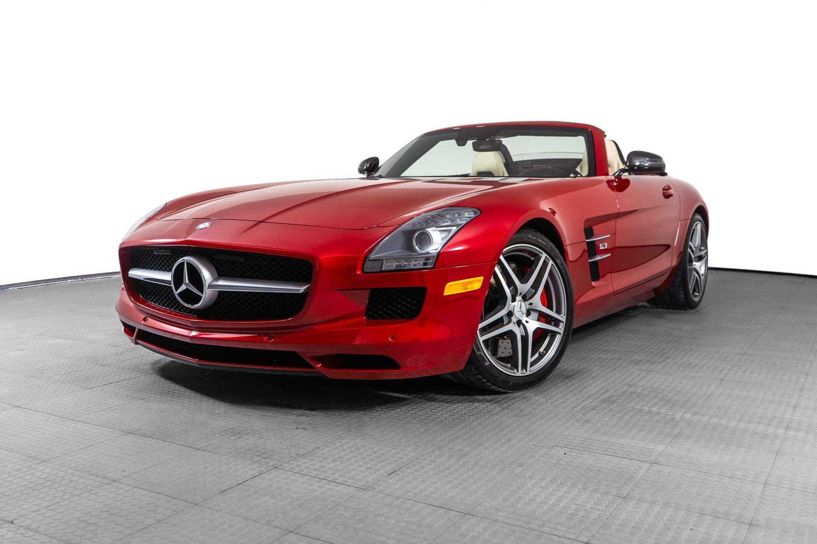 Used 2012 Mercedes-Benz SLS AMG Roadster image 1
