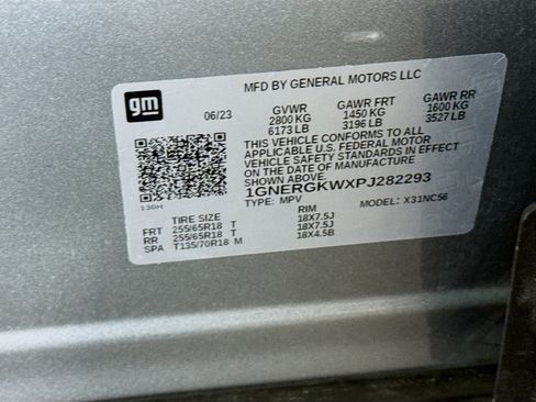 Used 2023 Chevrolet Traverse LT FWD image 40