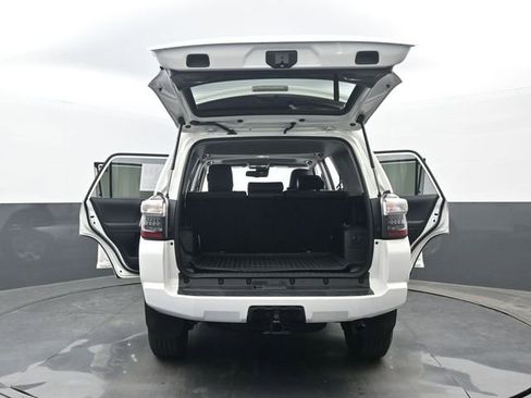 Used 2021 Toyota 4Runner SR5 Premium w/ Moonroof Package image 37