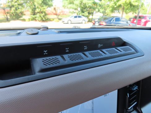 Used 2022 Ford Bronco Wildtrak image 25