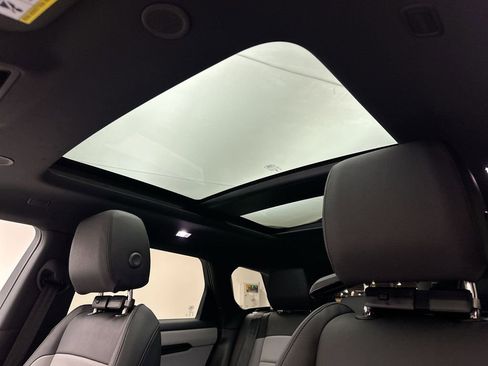 New 2026 Land Rover Range Rover Evoque Dynamic SE AWD/4WD image 19