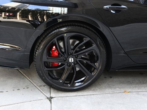 New 2026 Bentley Flying Spur Plug-In Hybrid image 25