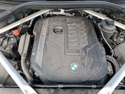 Used 2022 BMW X5 xDrive40i w/ Premium Package AWD/4WD image 27