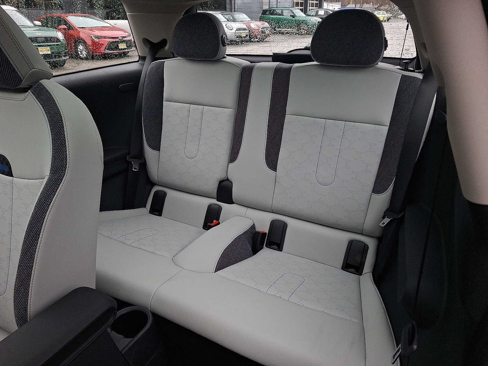 Used 2025 MINI Cooper S FWD image 10