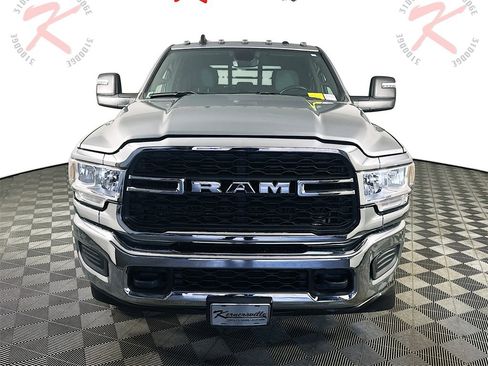Used 2023 RAM 3500 Tradesman image 2