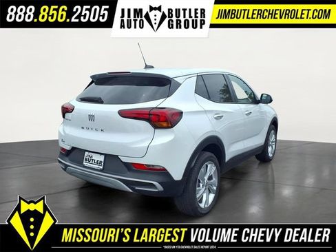 Used 2025 Buick Encore GX Preferred FWD image 2