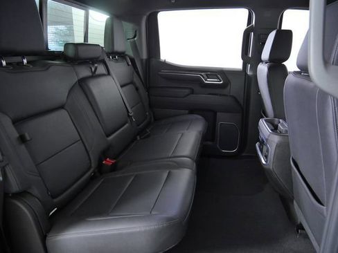 Used 2024 Chevrolet Silverado 1500 LTZ AWD/4WD image 13