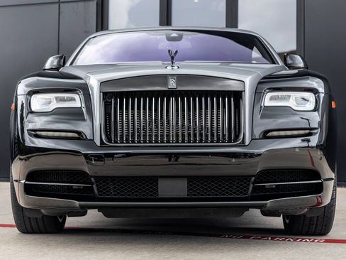 Used 2018 Rolls-Royce Wraith RWD image 7