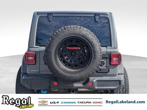 Used 2022 Jeep Wrangler Unlimited Sahara image 4