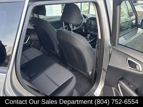 Used 2025 Kia Soul LX w/ LX Technology Package image 14