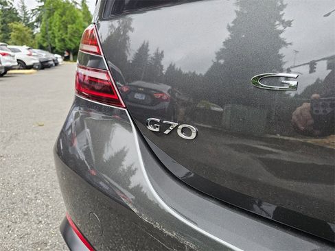 New 2026 Genesis G70 2.5T Prestige image 15