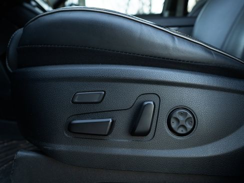 Used 2021 Hyundai Palisade Calligraphy image 40