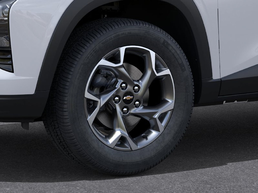 New 2026 Chevrolet Trax LT w/ Sunroof Package FWD image 9