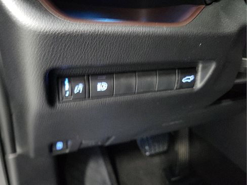 Certified 2022 Toyota RAV4 Limited AWD/4WD image 12