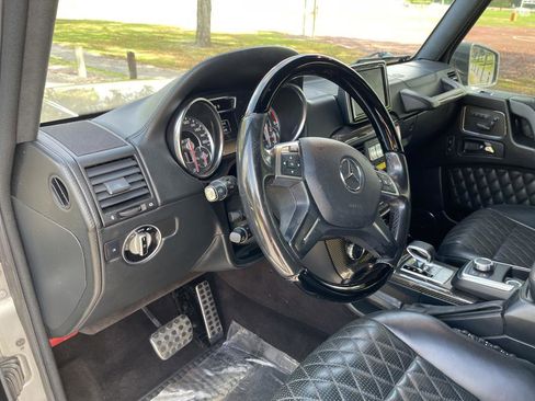 Used 2014 Mercedes-Benz G 63 AMG 4MATIC image 29