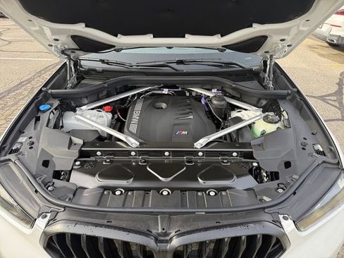 New 2026 BMW X6 xDrive40i w/ Executive Package image 26