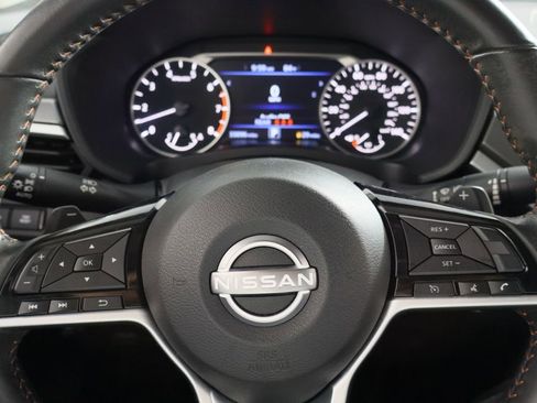 Used 2024 Nissan Altima 2.5 SR FWD image 20