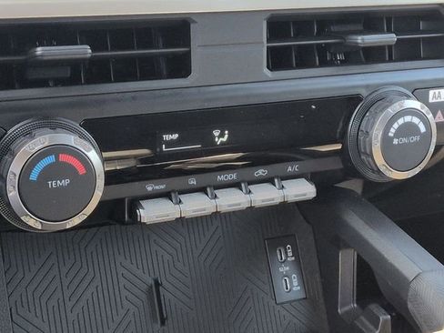 Certified 2026 Toyota Tacoma SR AWD/4WD image 21