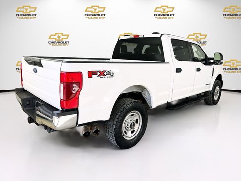 Used 2021 Ford F250 XLT w/ FX4 Off-Road Package image 7