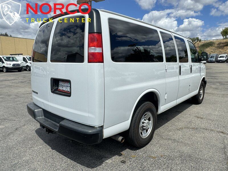 Used 2021 Chevrolet Express 3500 LS RWD image 10