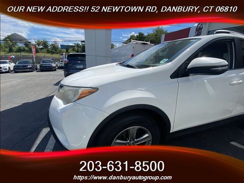 Used 2015 Toyota RAV4 XLE AWD/4WD image 2