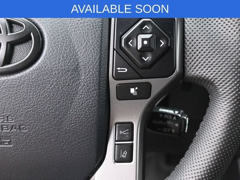 Used 2020 Toyota Tacoma Limited AWD/4WD image 18
