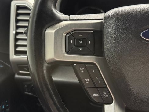 Used 2019 Ford F150 Platinum w/ Equipment Group 701A Luxury AWD/4WD image 20