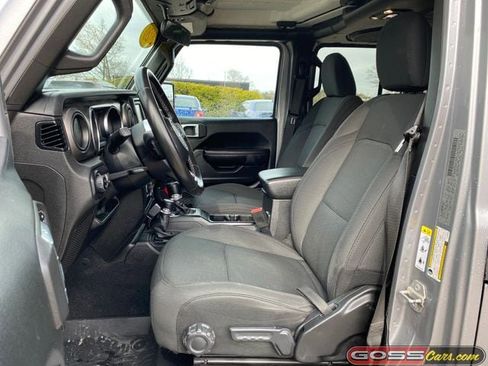 Used 2020 Jeep Gladiator Sport w/ Quick Order Package 24S AWD/4WD image 25