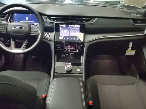 Used 2024 Jeep Grand Cherokee L Laredo w/ Luxury Tech Group I image 12