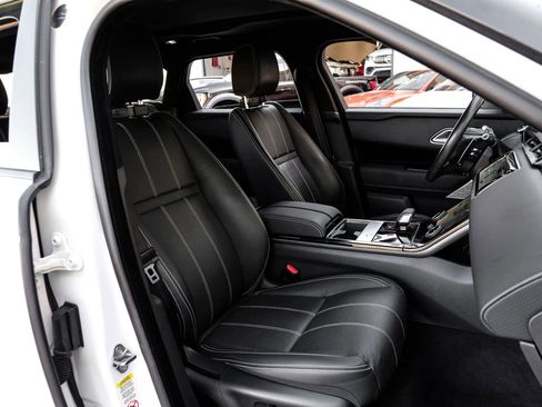 Used 2022 Land Rover Range Rover Velar R-Dynamic S image 38