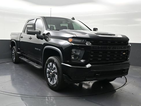 Used 2021 Chevrolet Silverado 2500 Custom w/ Custom Value Package AWD/4WD image 8
