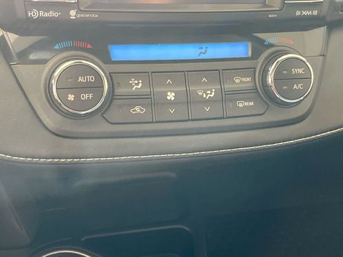 Used 2017 Toyota RAV4 XLE w/ All Weather Liner Package AWD/4WD image 18
